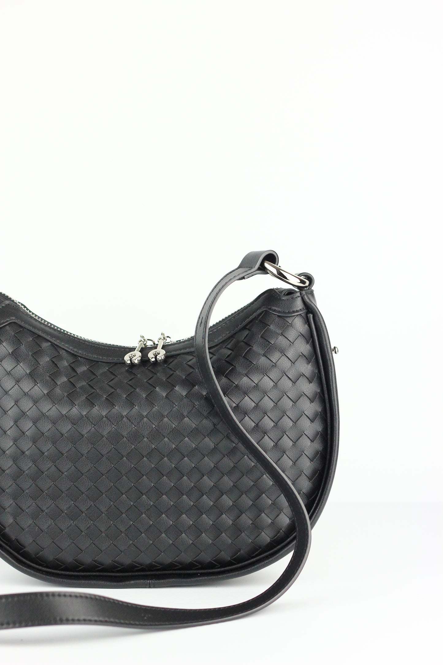 JUDITH Cowhide Leather Bag in BLACK