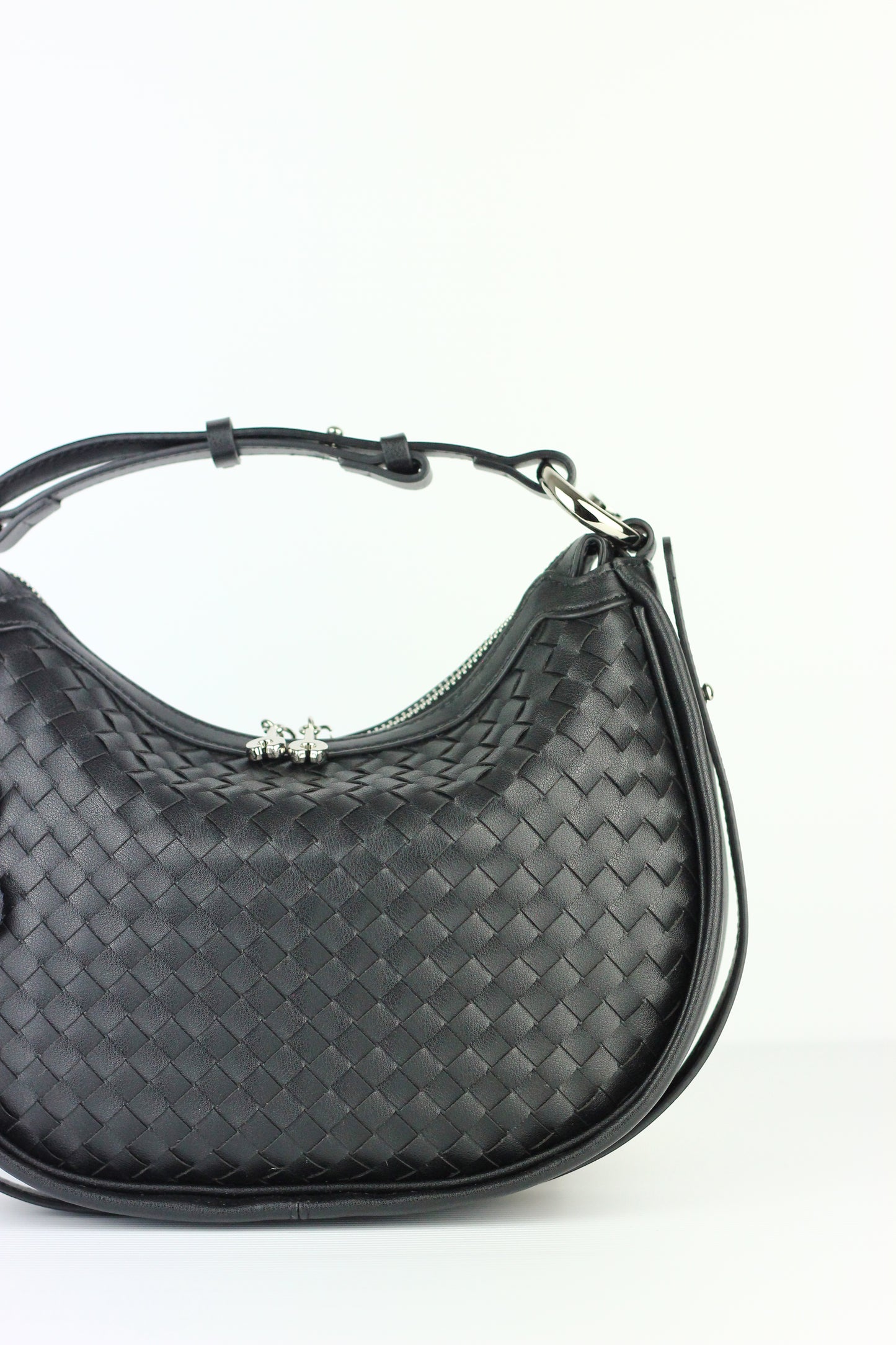 JUDITH Cowhide Leather Bag in BLACK