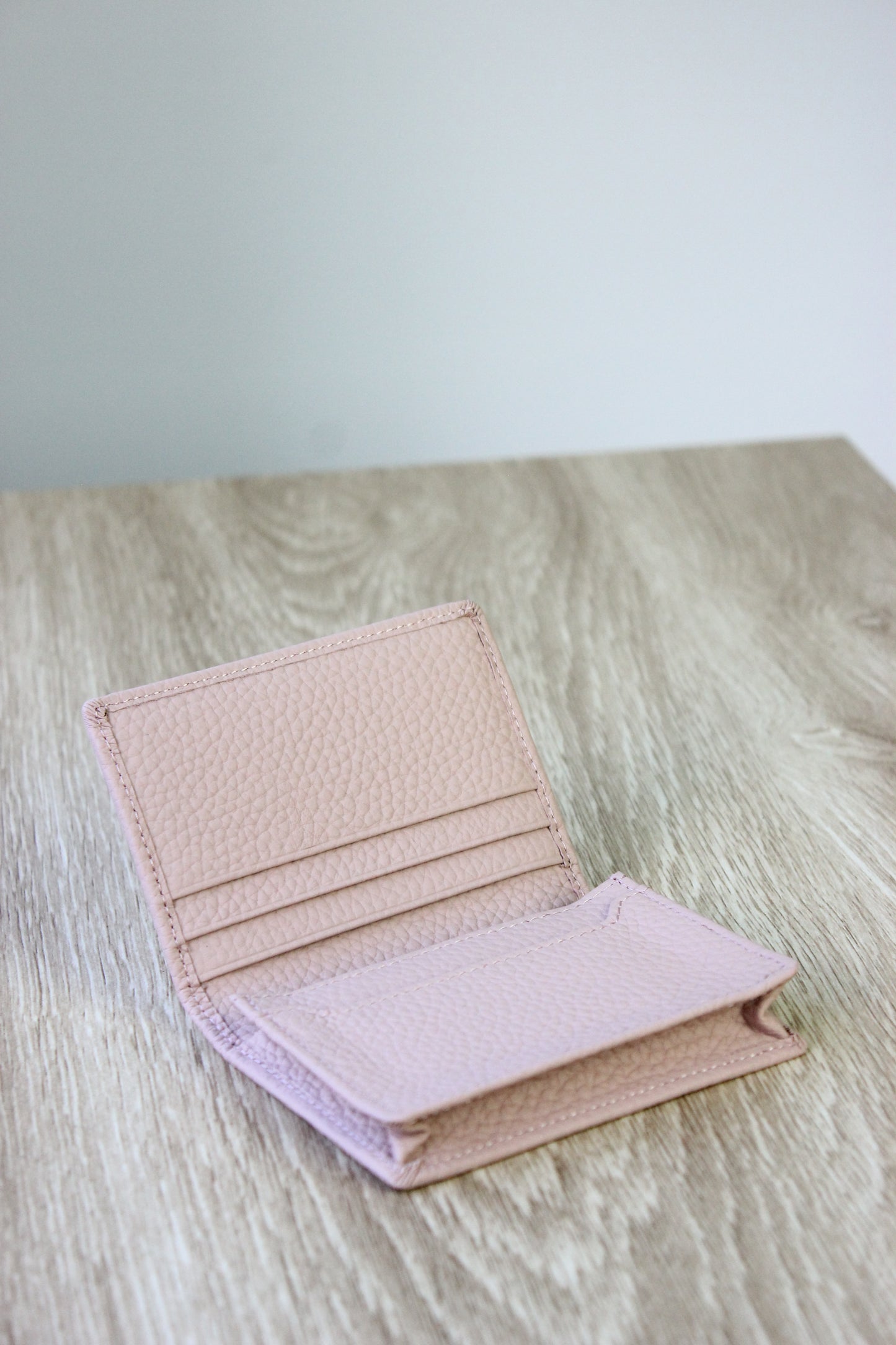 Fatima Cardholder in Genuine Leather