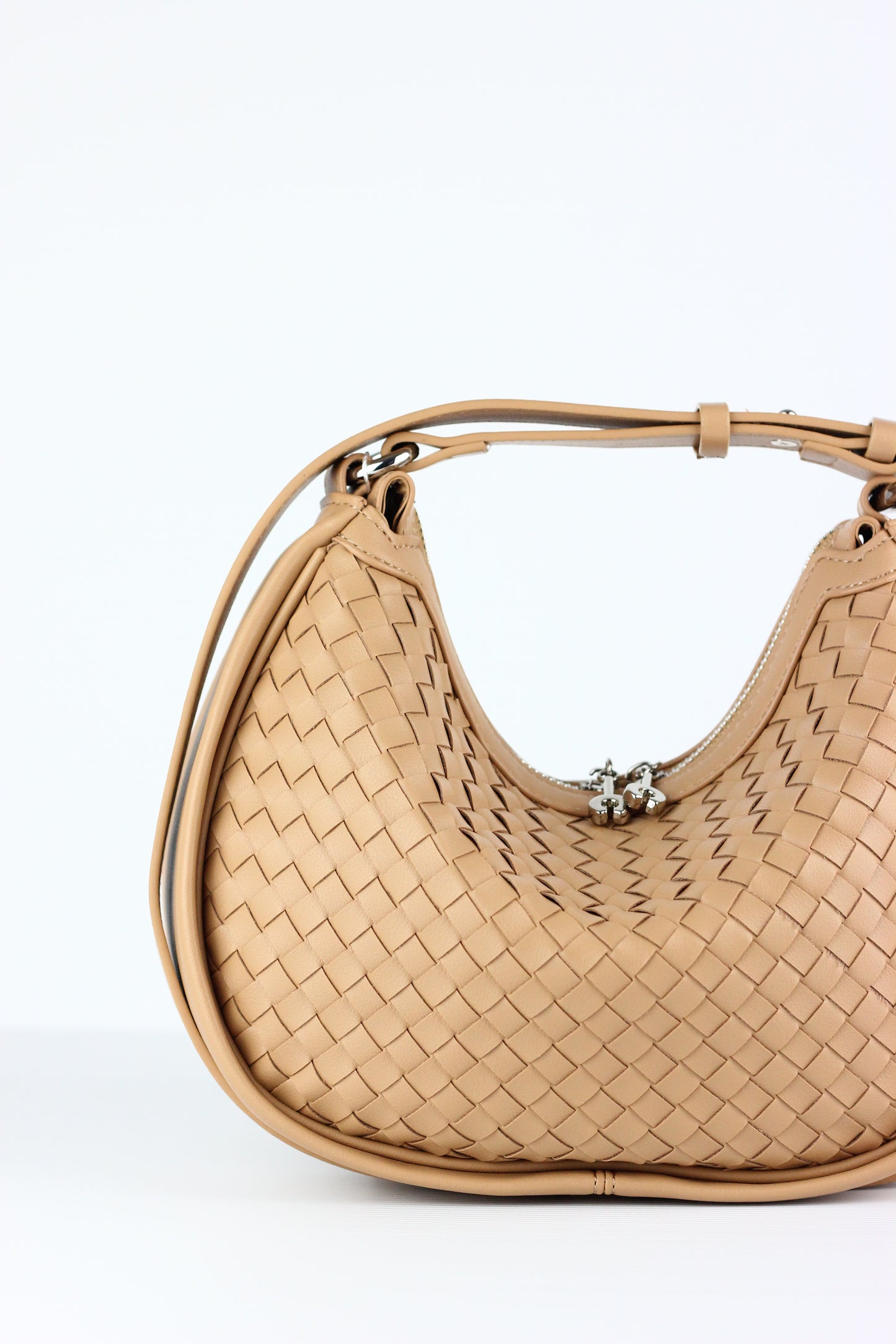 JUDITH Cowhide Leather Bag in Apricot