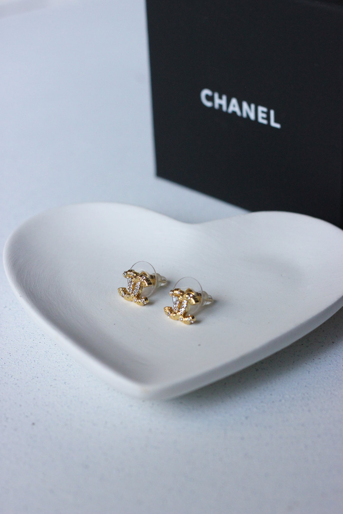 Classic CC Earrings in Gold Vermeil
