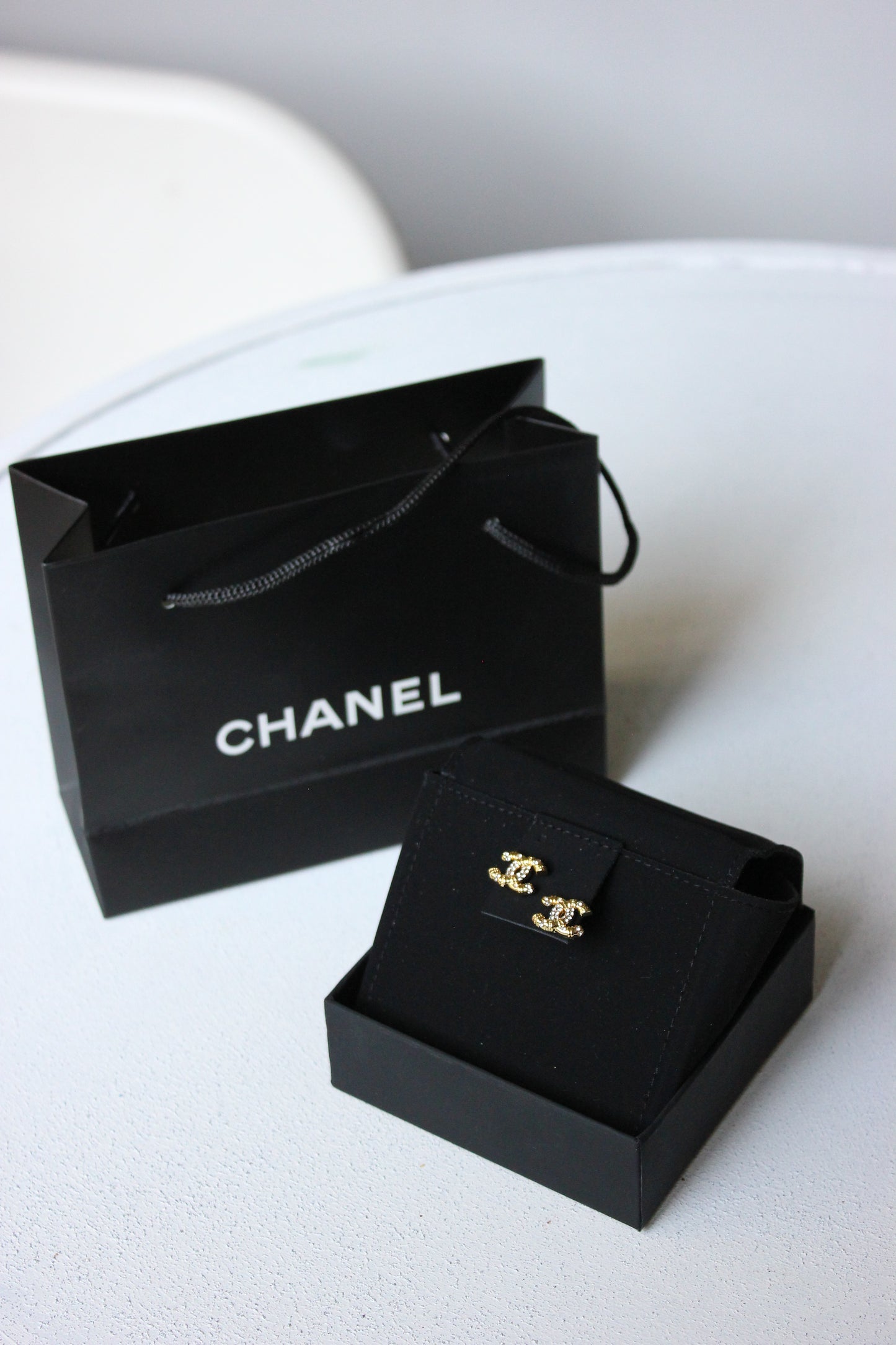Classic CC Earrings in Gold Vermeil