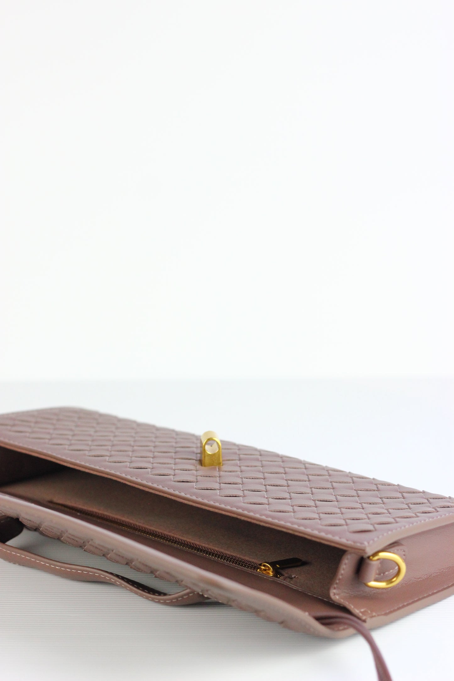 BEATRICE Weaved Clutch Bag in Greyish Brown