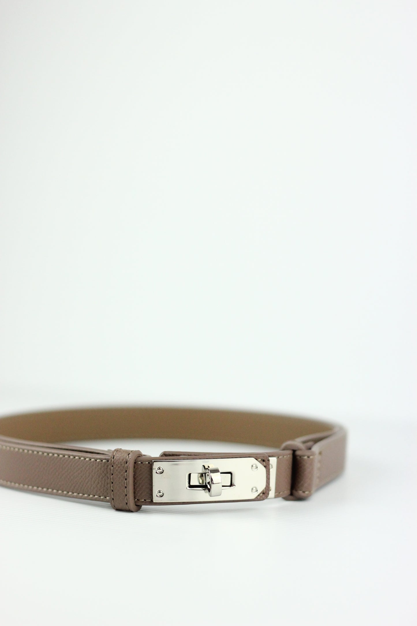 Lanna Belt in Genuine Leather. Khaki