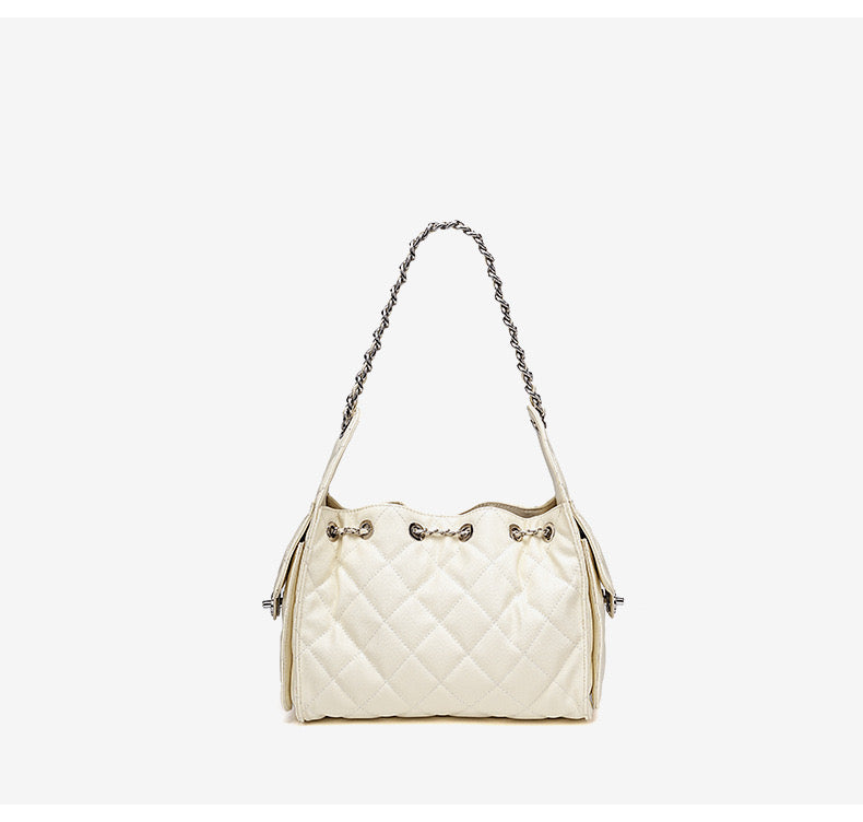 Abigail Bag in Genuine Leather, 25cm