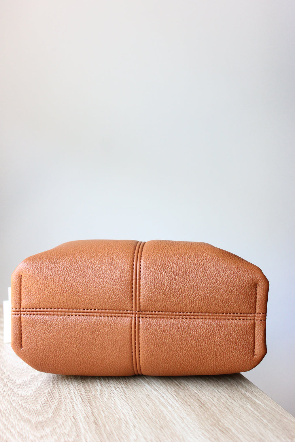 Diane Leather Bag, 22cm