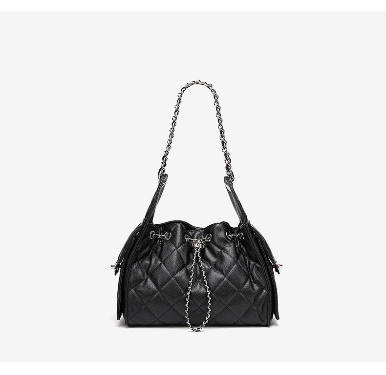 Abigail Bag in Genuine Leather, 25cm