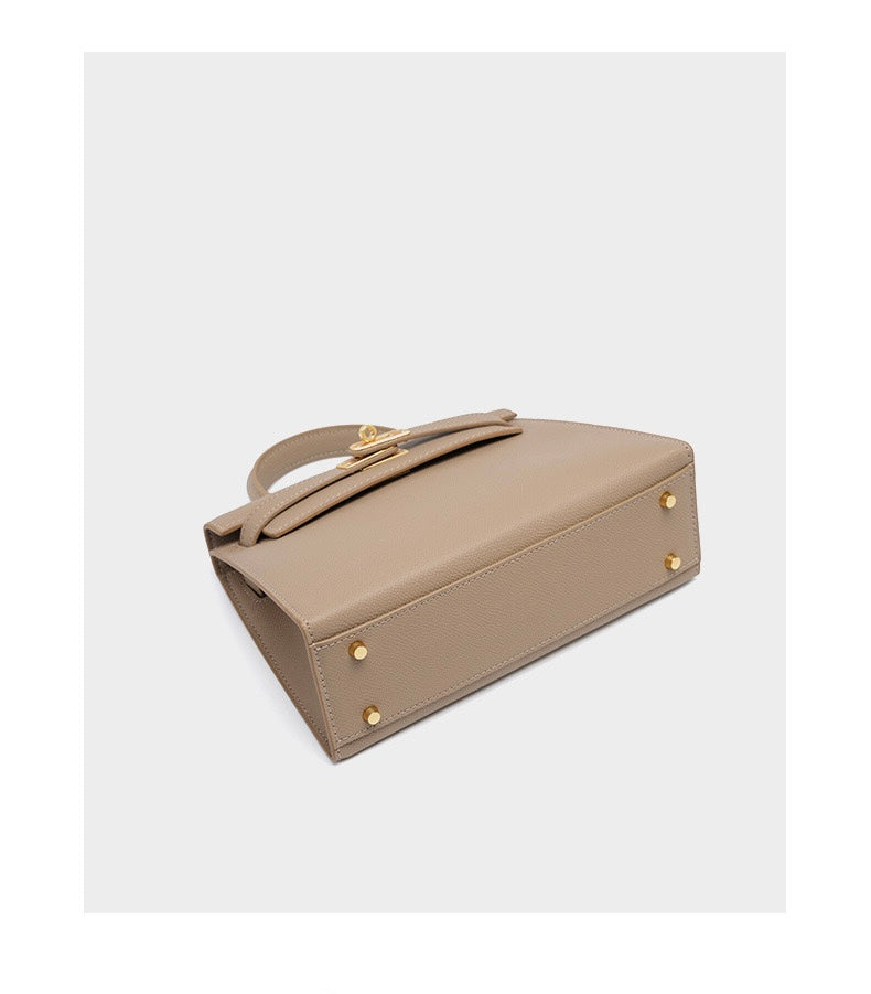 [PREORDER] Queen Bag in Black Genuine Leather