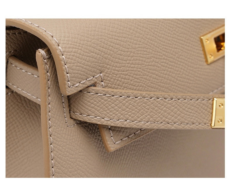 [PREORDER] Queen Bag in Black Genuine Leather