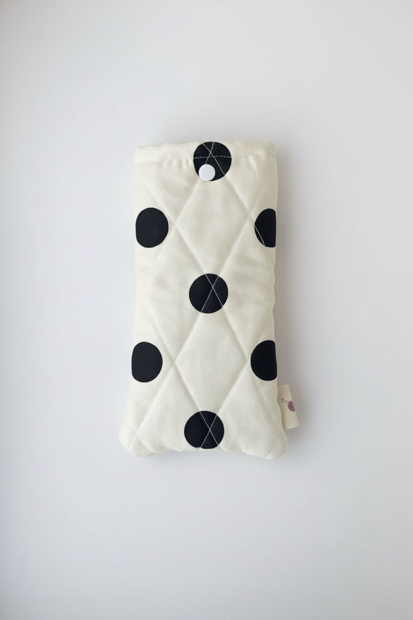 Sunnies Sleeve in B/W Polka