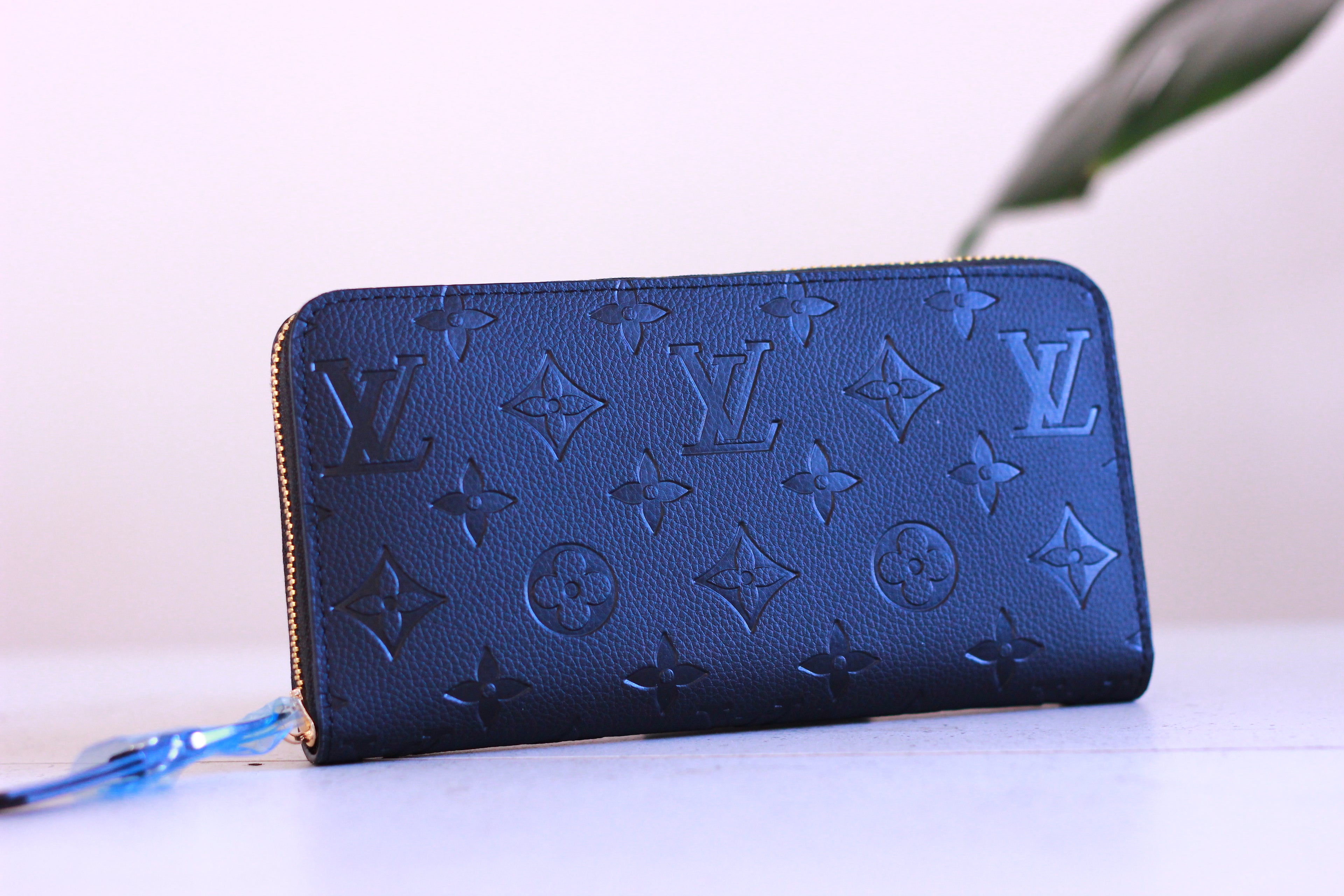 Long Wallet in All Black