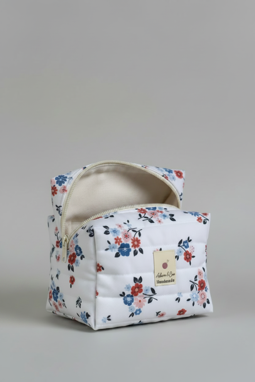 Medium Boxy Quilted Pouch in Floral Bouquet