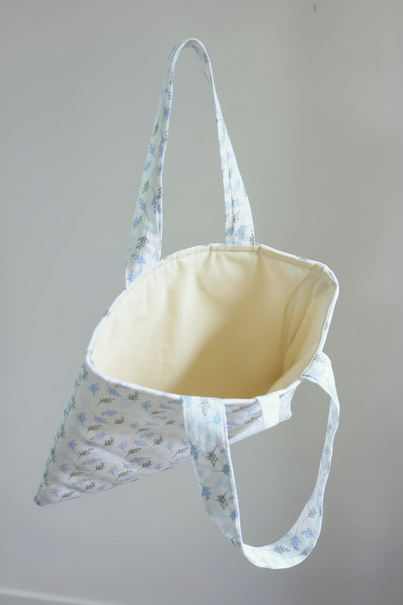 Medium Quilted Bible Book Tote in (Blue Fern Garden (Embroidery-Ready)