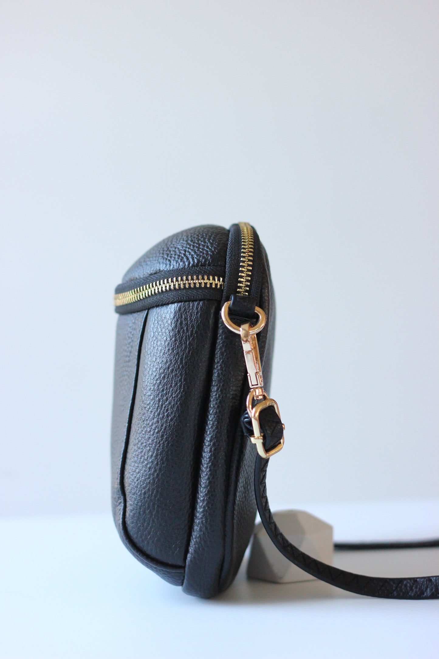 Xena Bag in Genuine Leather