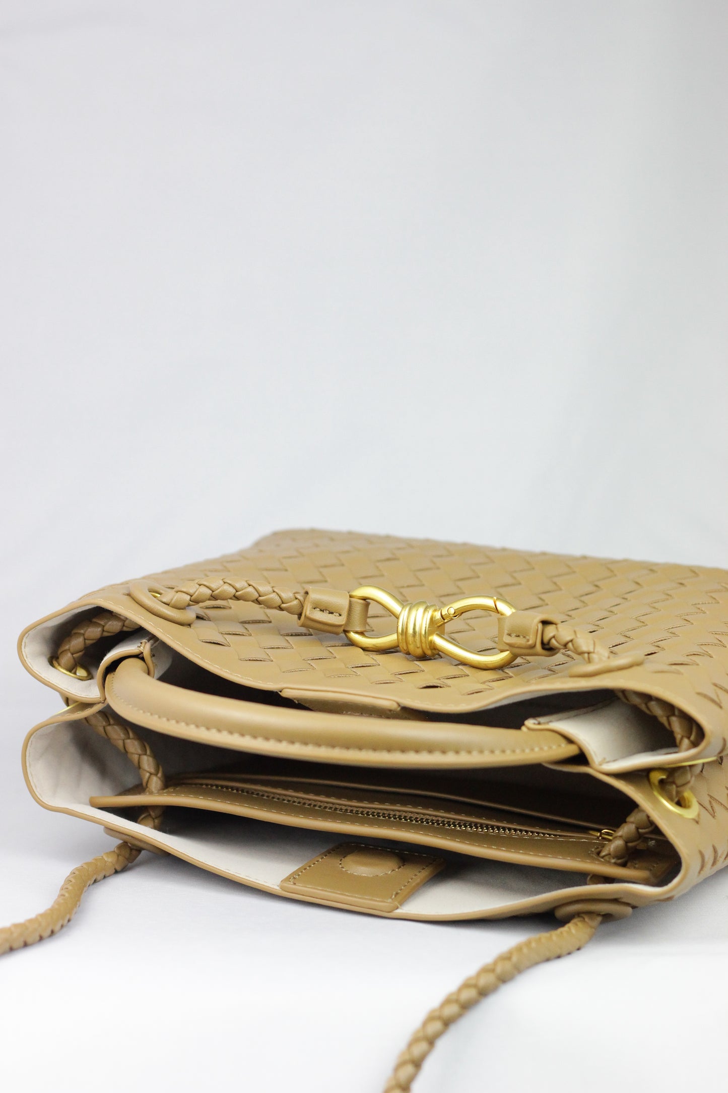 Astrid Bag in Khaki