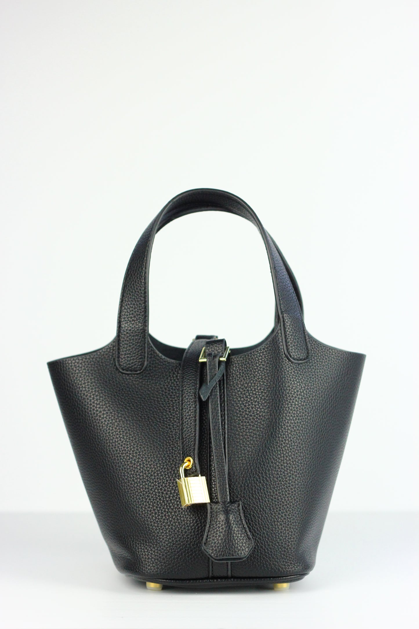 Gabrielle Bucket Bag in Black