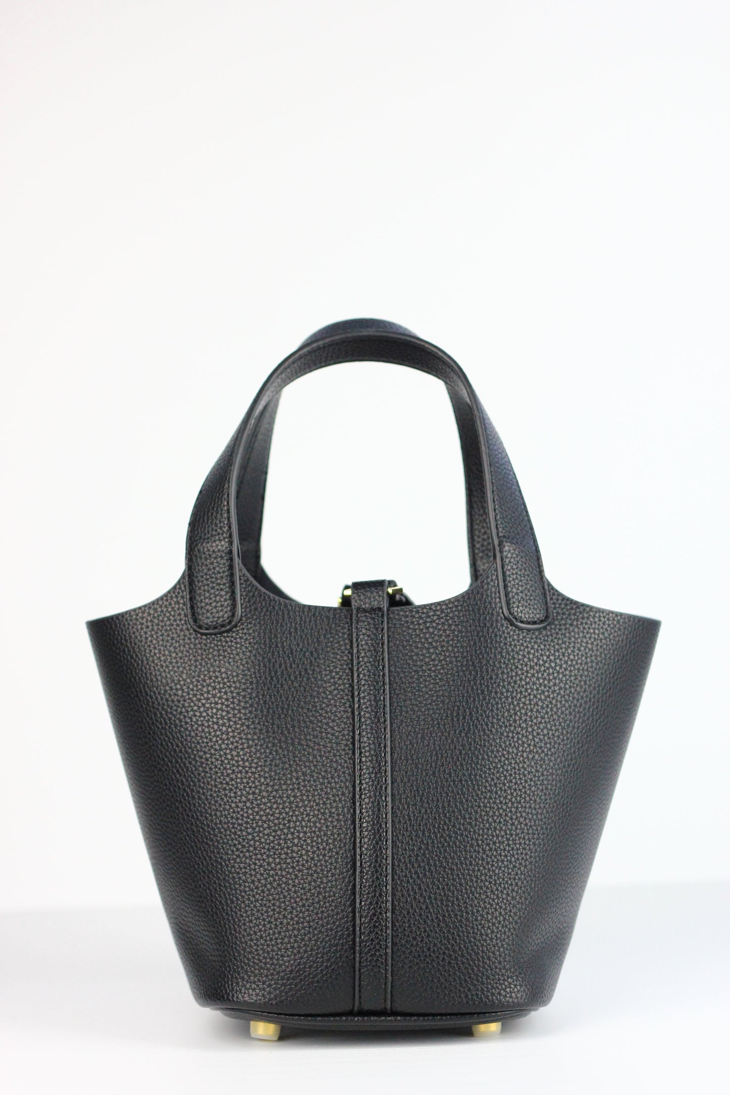Gabrielle Bucket Bag in Black