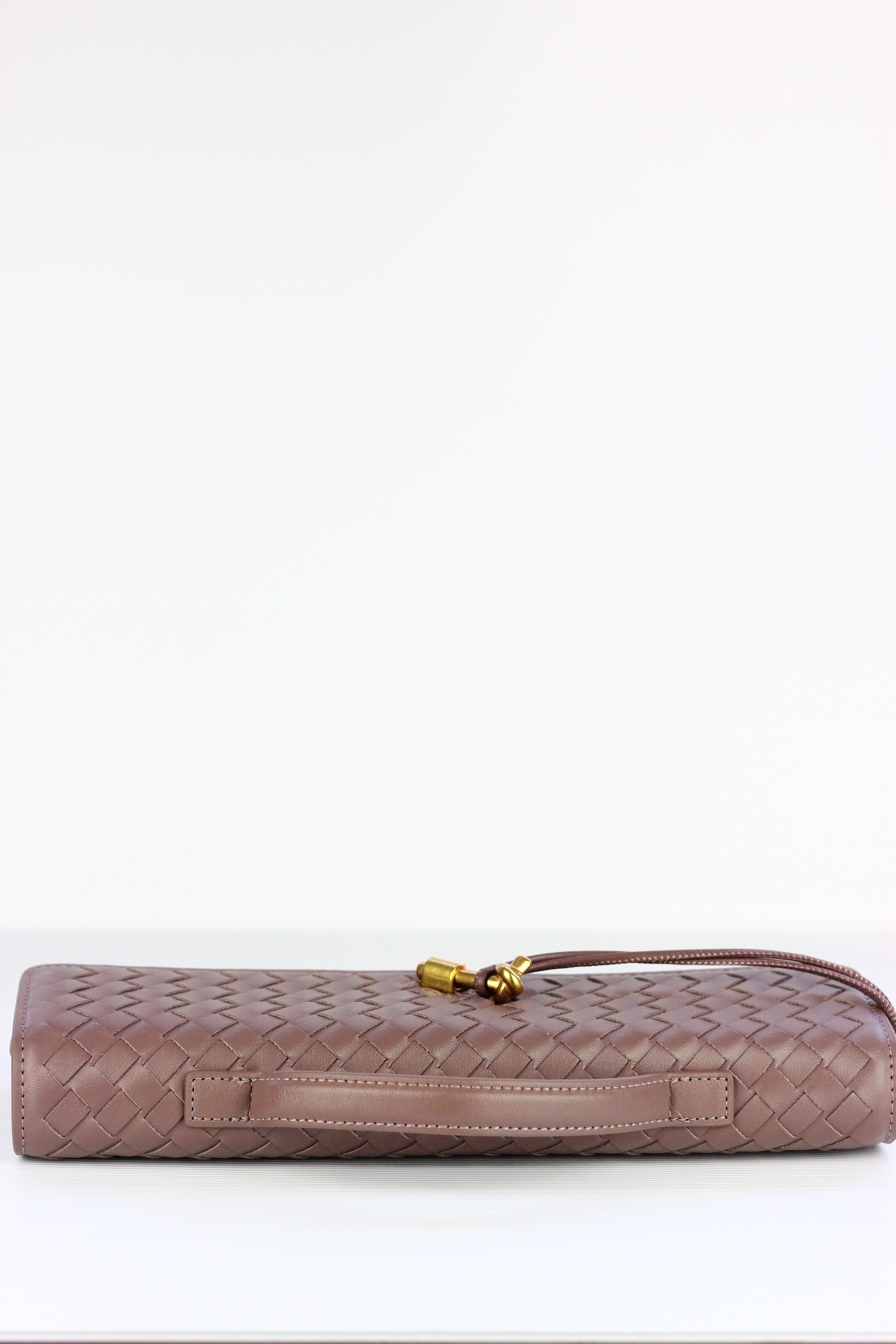 BEATRICE Weaved Clutch Bag in Greyish Brown