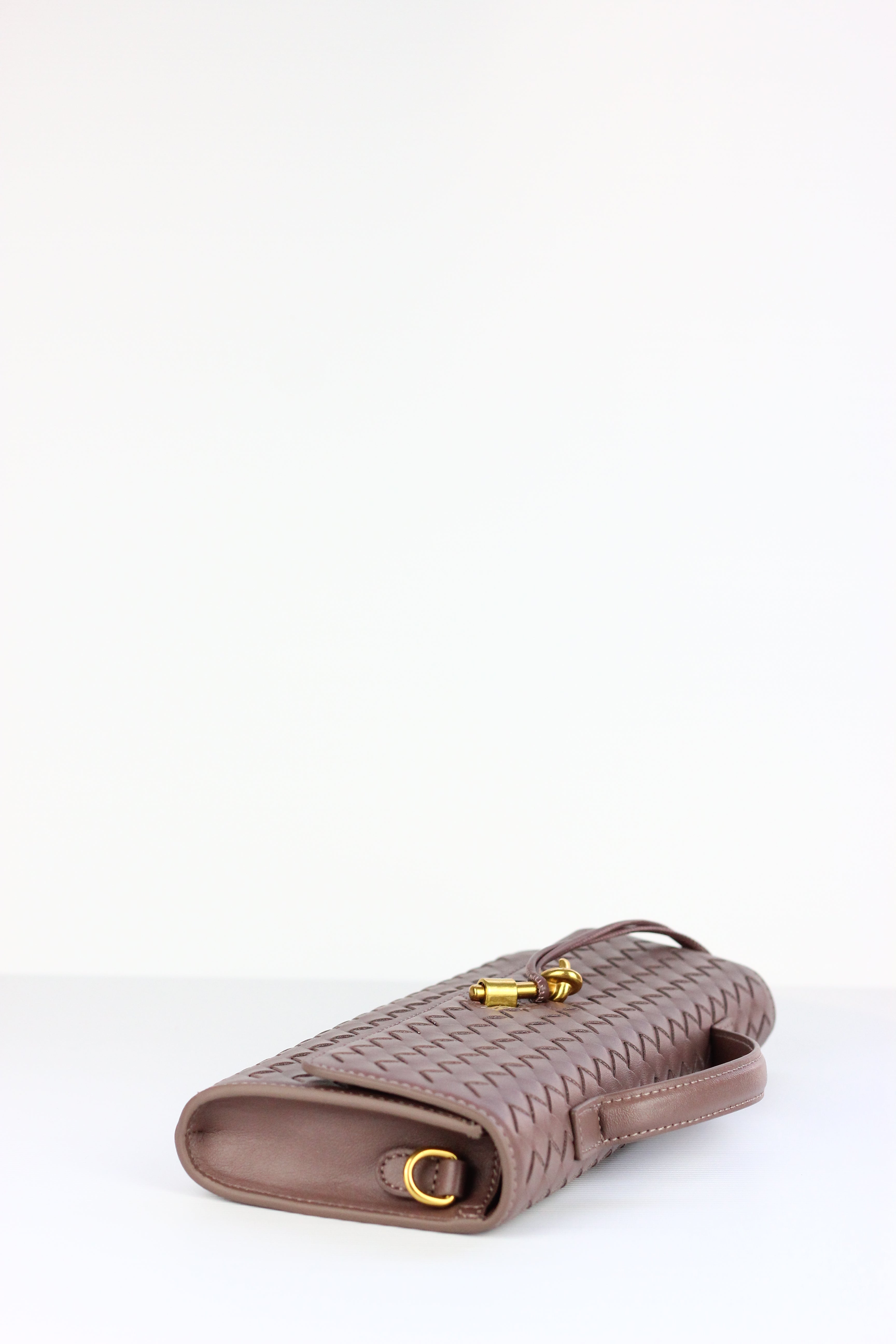 BEATRICE Weaved Clutch Bag in Greyish Brown