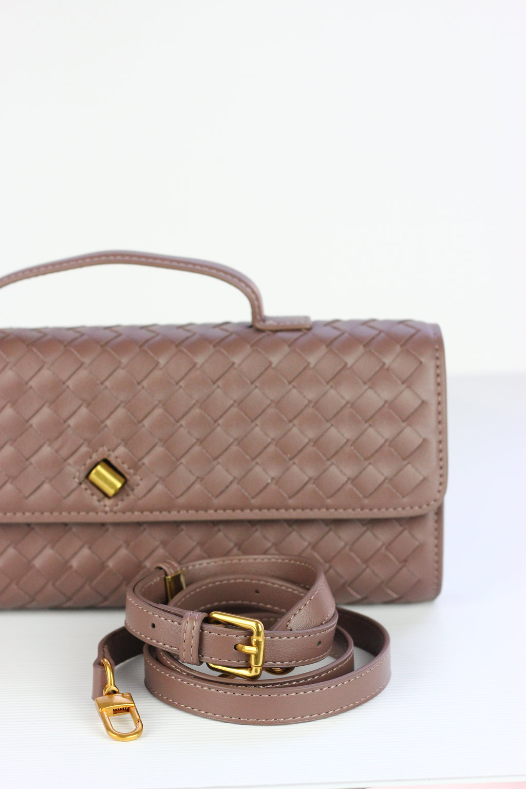 BEATRICE Weaved Clutch Bag in Greyish Brown