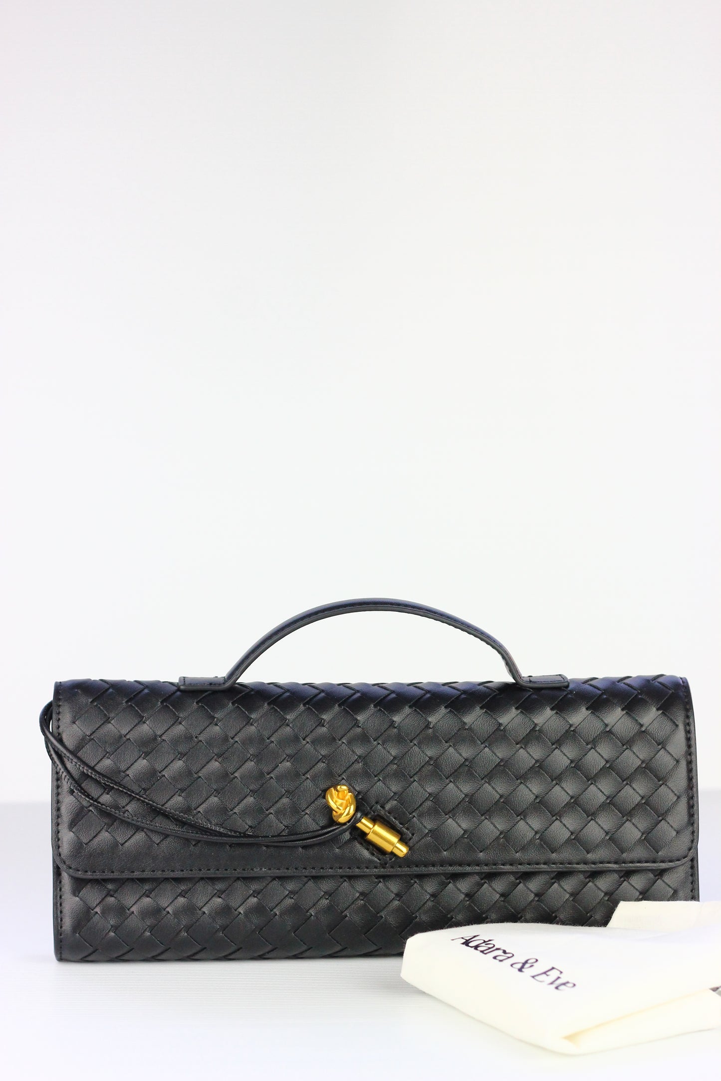 BEATRICE Weaved Clutch in Black