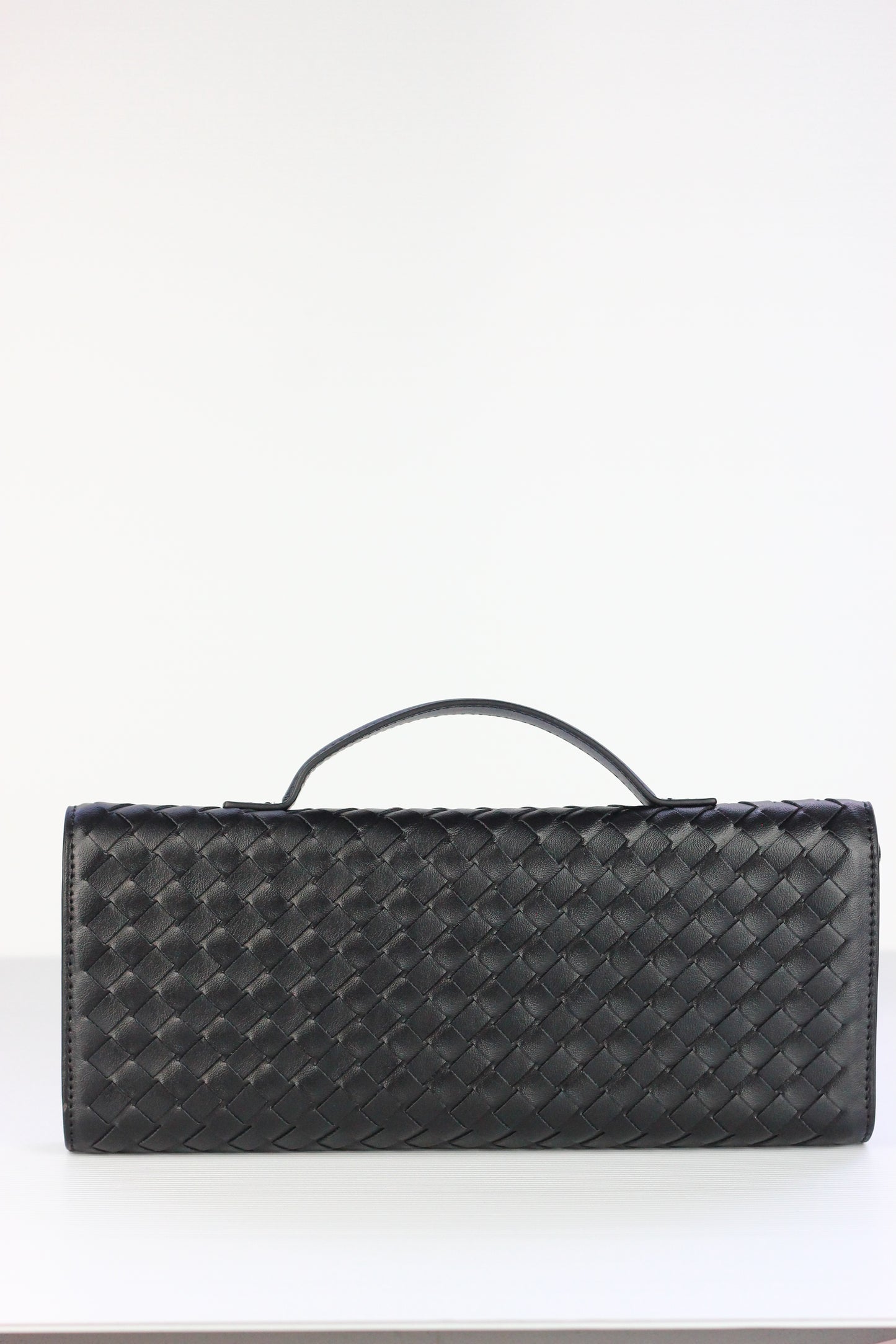 BEATRICE Weaved Clutch in Black