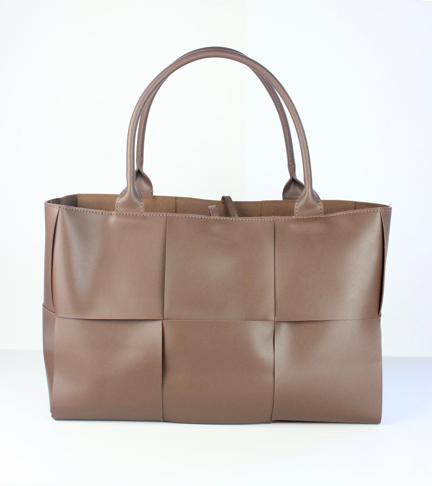 NEW! Iscah Tote Bag in Brown