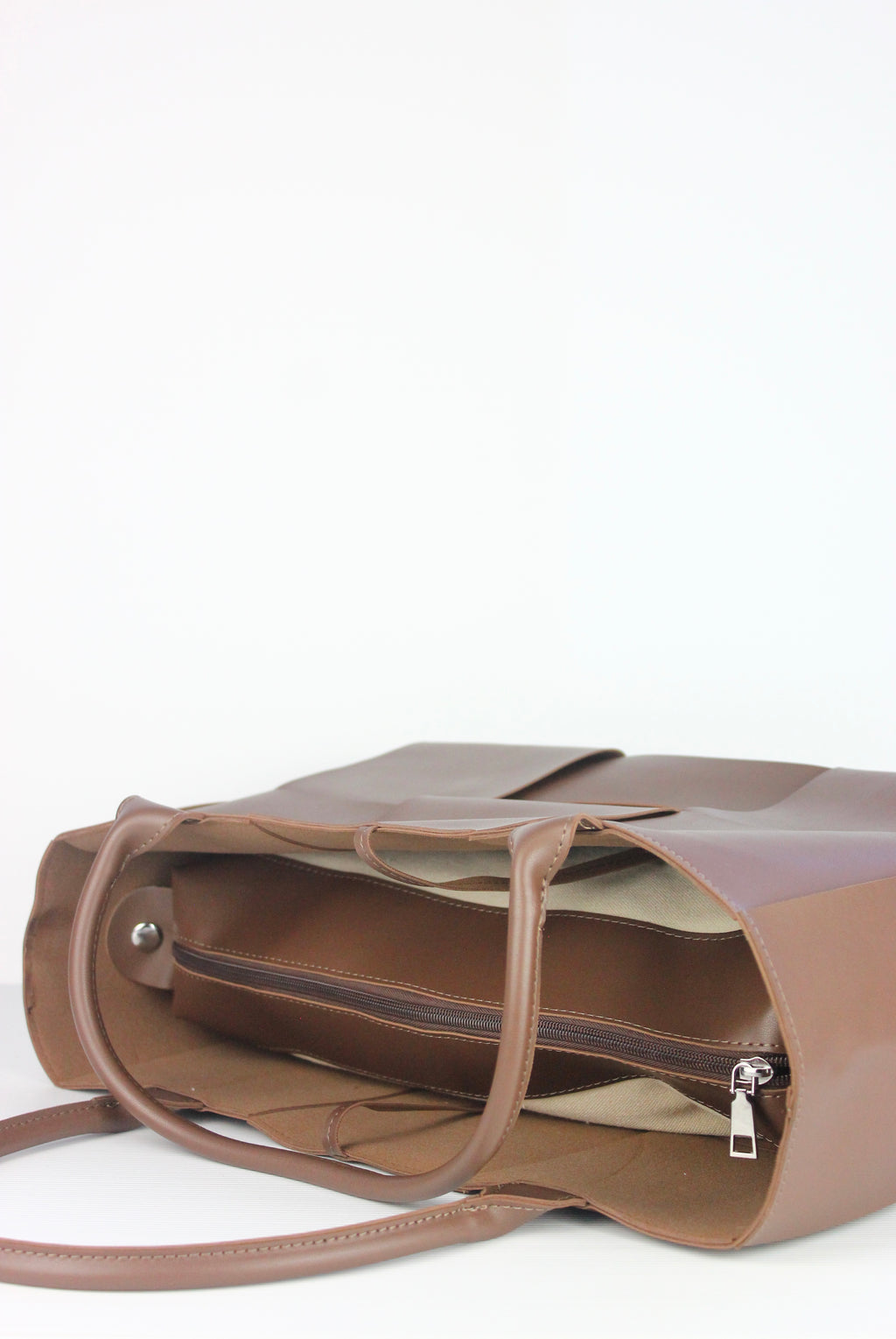 NEW! Iscah Tote Bag in Brown