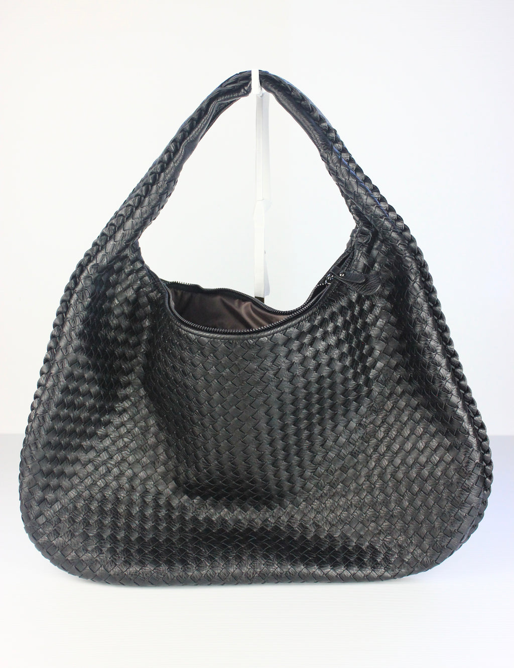 Hannah Weaved Hobo Bag in Black