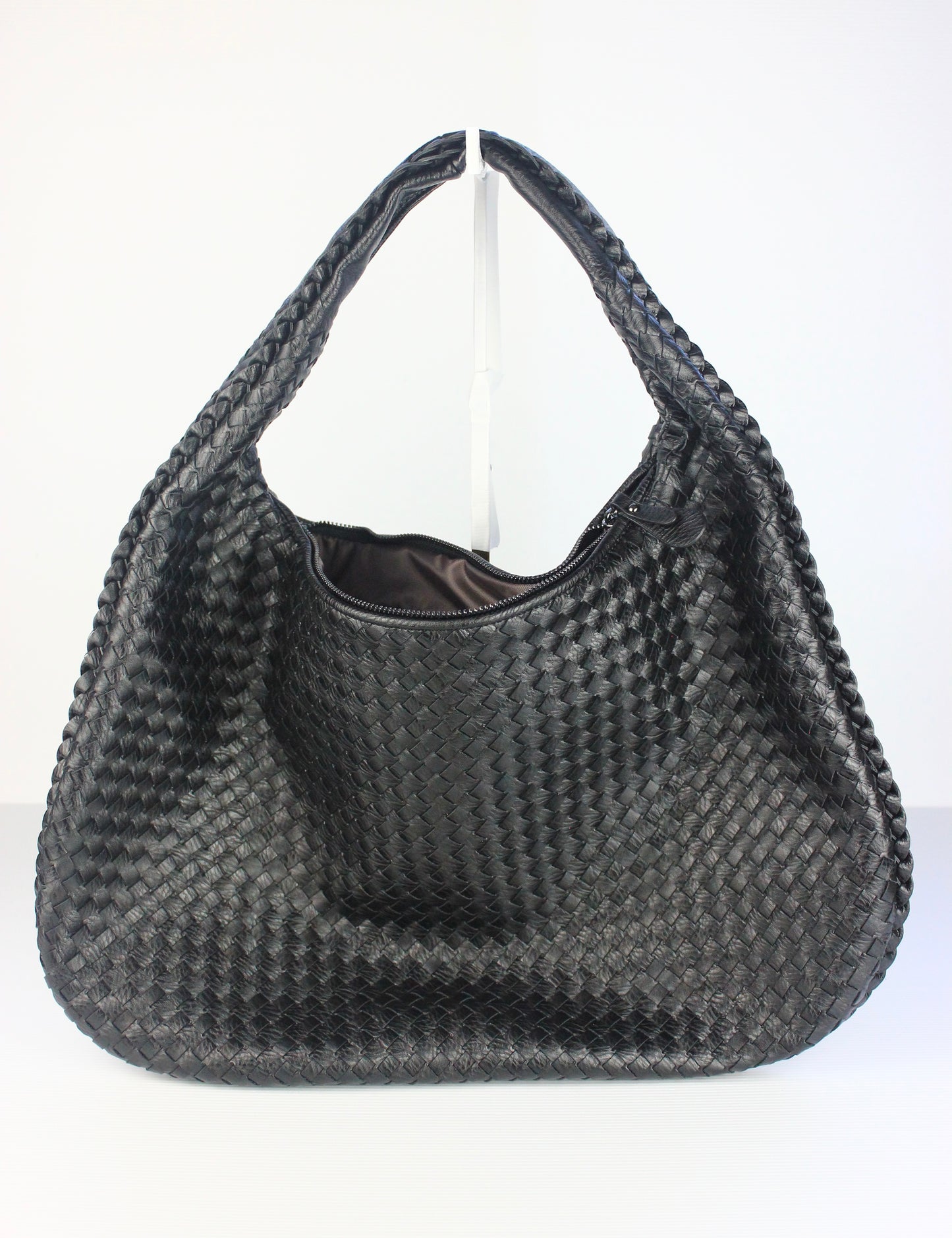 Hannah Weaved Hobo Bag in Black