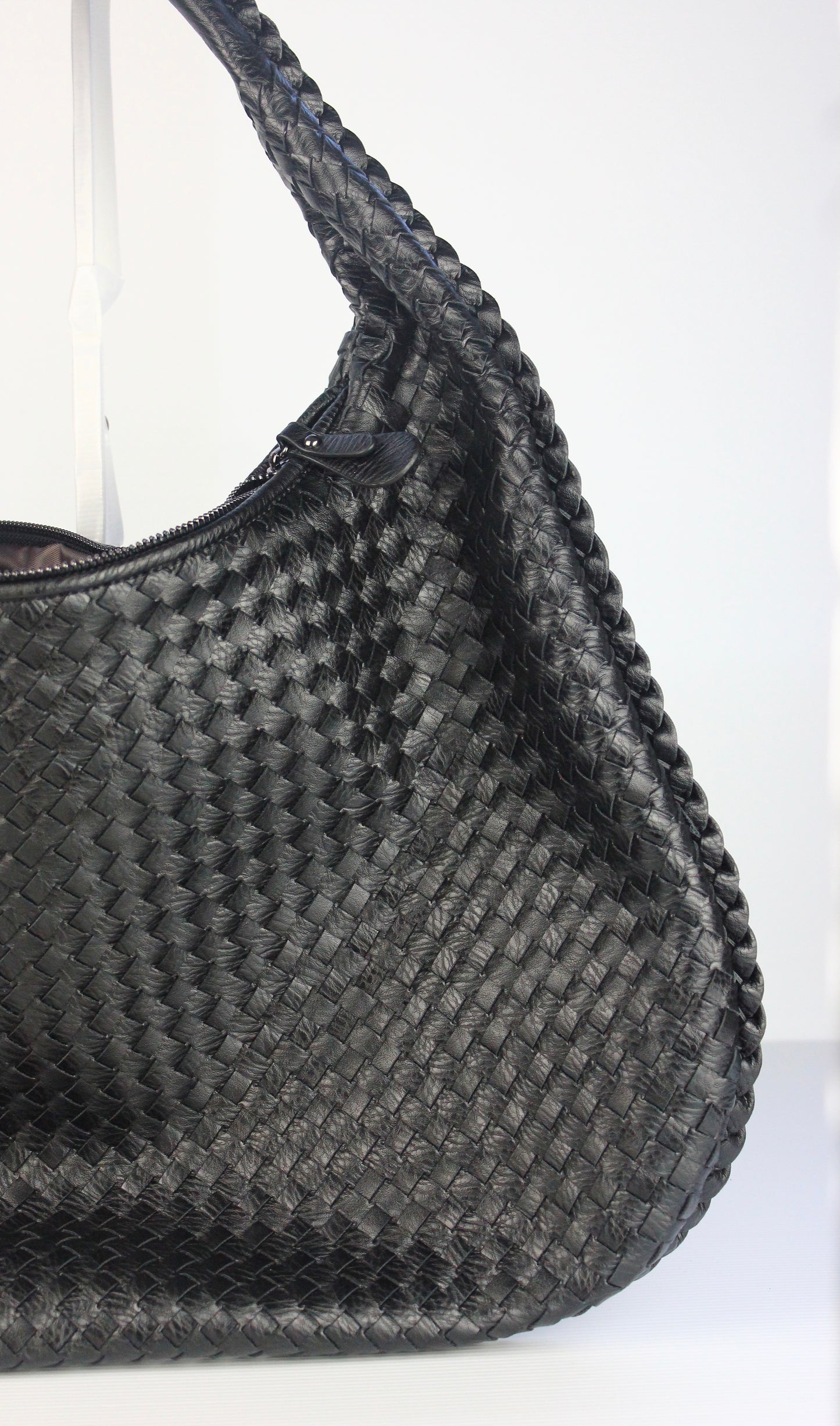 Hannah Weaved Hobo Bag in Black