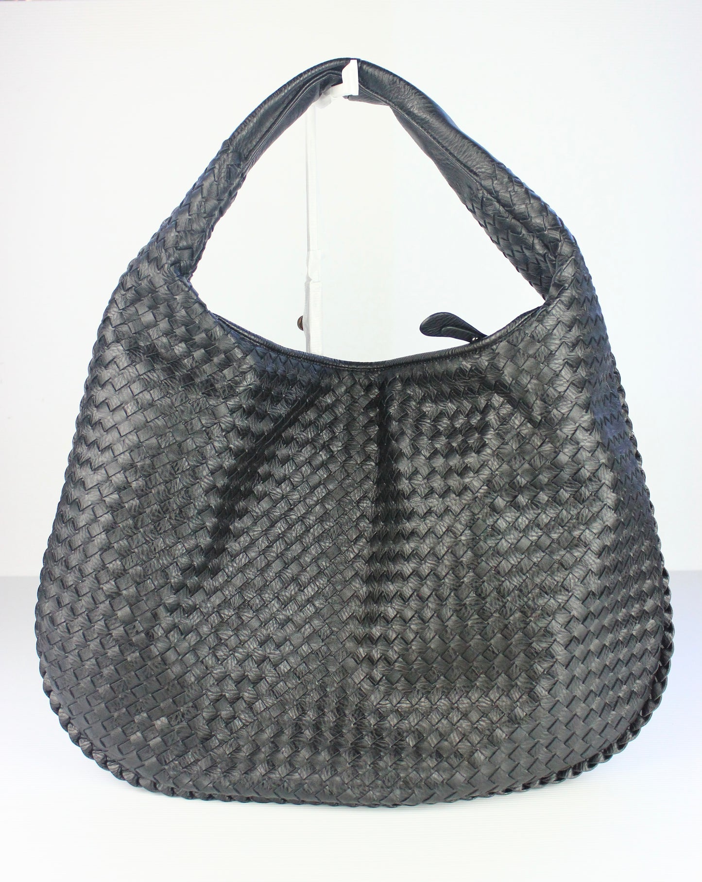 Hannah Weaved Hobo Bag in Black