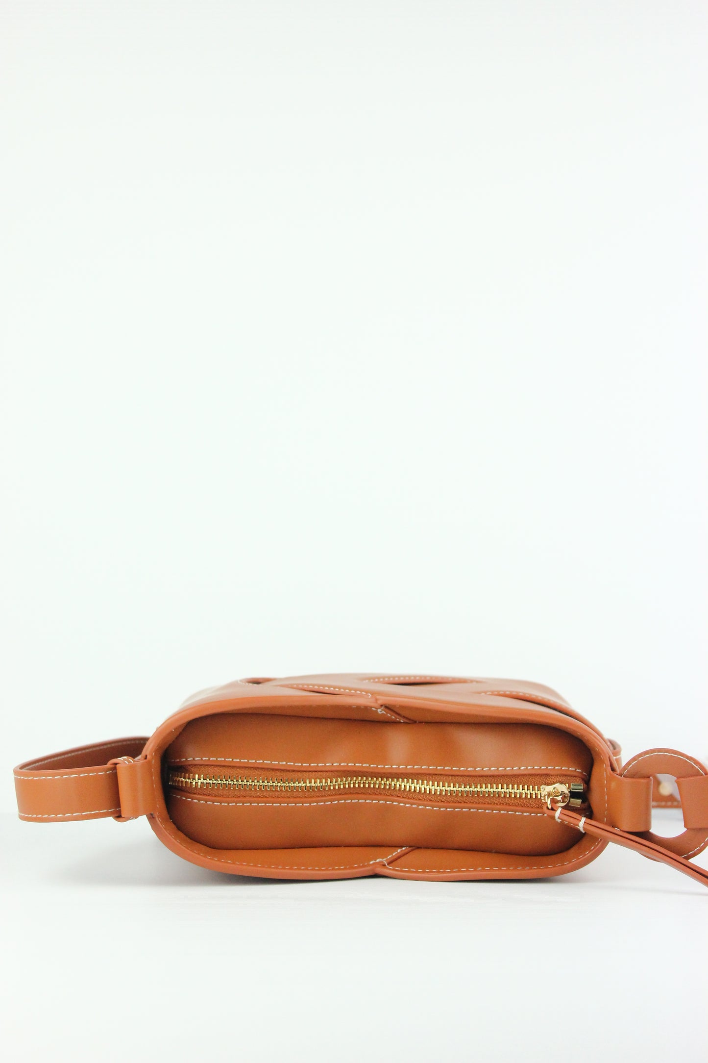 Maci Genuine Cowhide Leather Bucket Bag in Camel